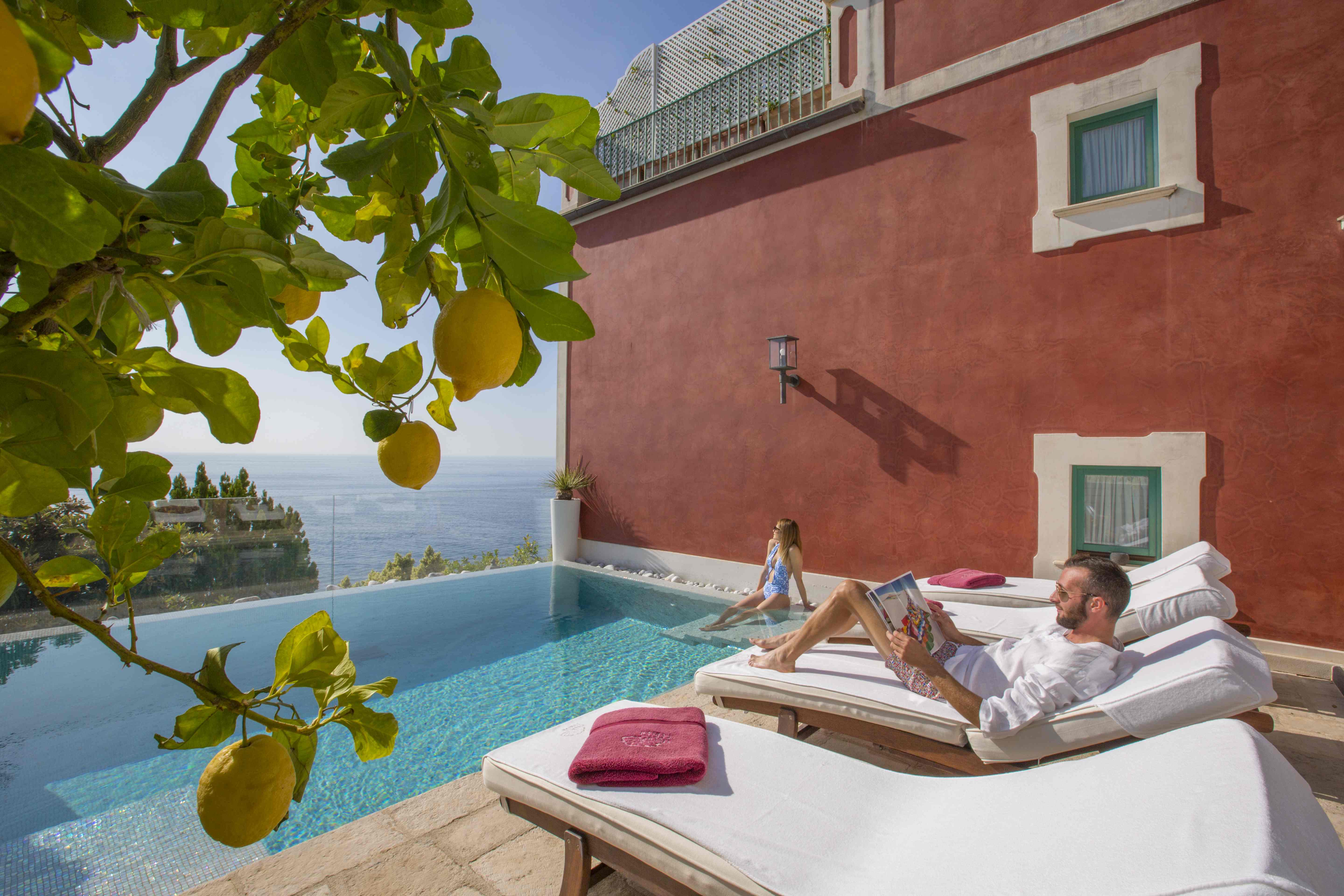 External pool